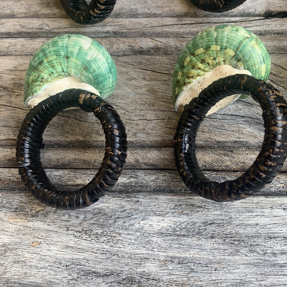 Vintage Seashell Napkin Rings - Picture 12 of 13